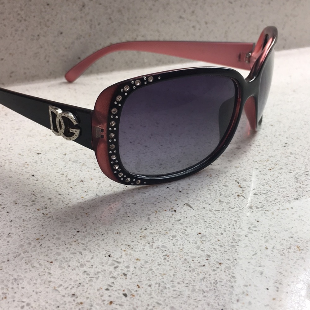 DG Diamond Sunglasses Pink-undertone